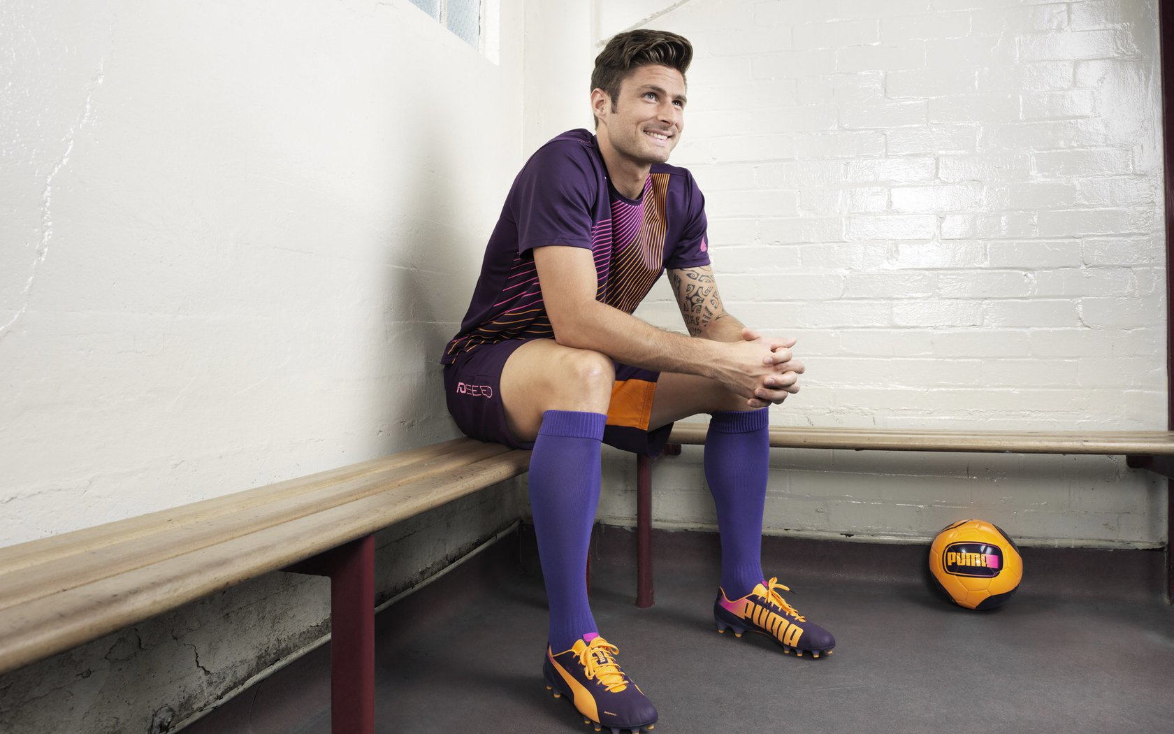 世界杯史诗:足球梦想的最终展现,世界杯的足球是什么样的